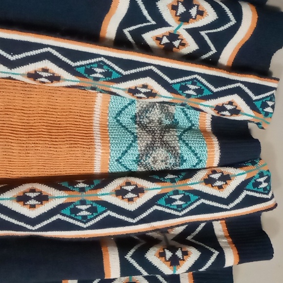 Pink Owl Navy w Aztec Style Patterned Sweater Size M - Picture 4 of 8